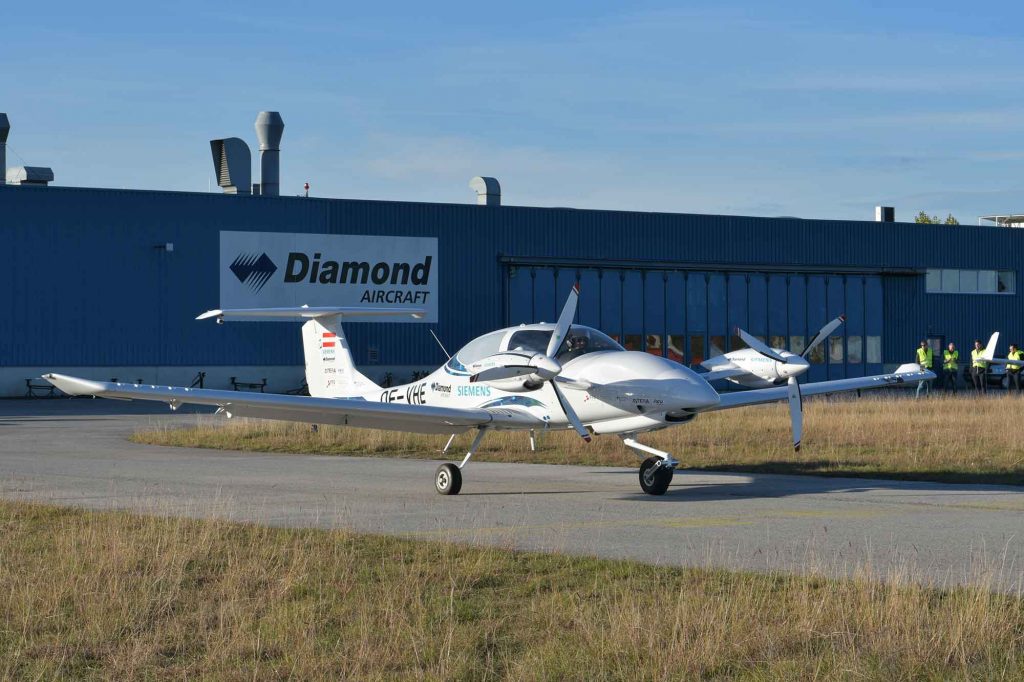 Hybrid-Flugzeug, Diamond Aircraft, Siemens
