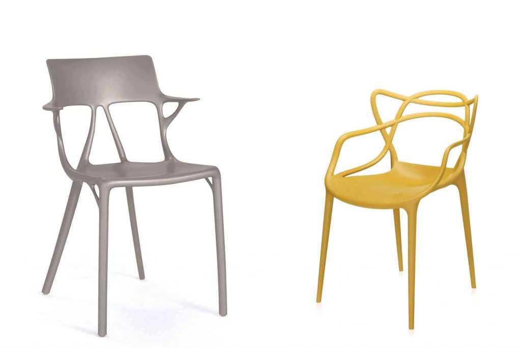 Stühle „A.I.“ und „Masters“ von Kartell. © Kartell
