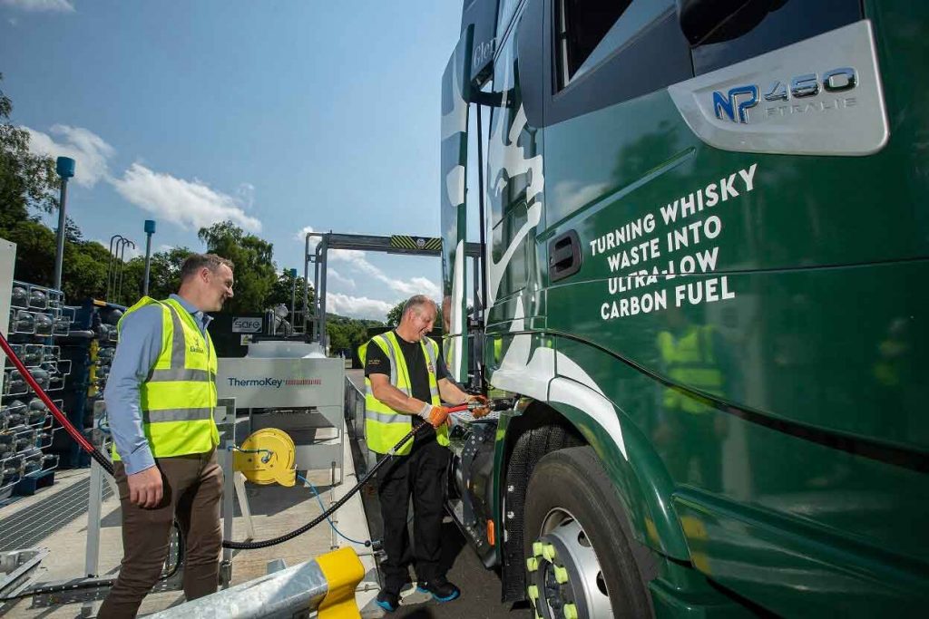 Glenfiddich fährt mit Whisky-Biogas