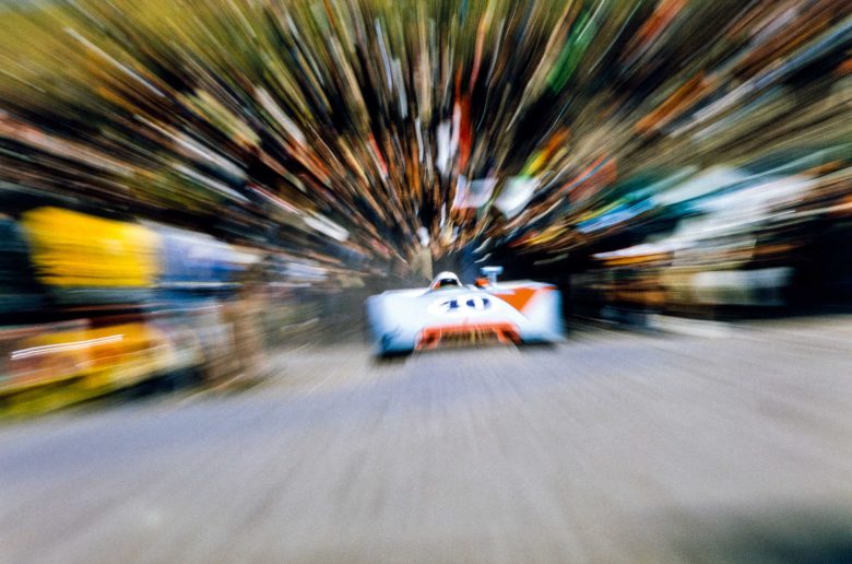 Porsche 908/3 Pedro Rodríguez (MX)/ Leo Kinnunen (SF), gemeldet von John Wyer (Zweiter). Foto © Rainer Schlegelmilch / Motorsport Images