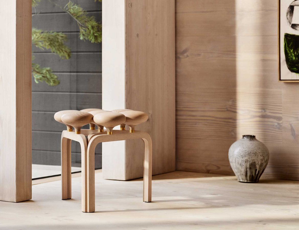 Utzon-Hocker, Fritz Hansen