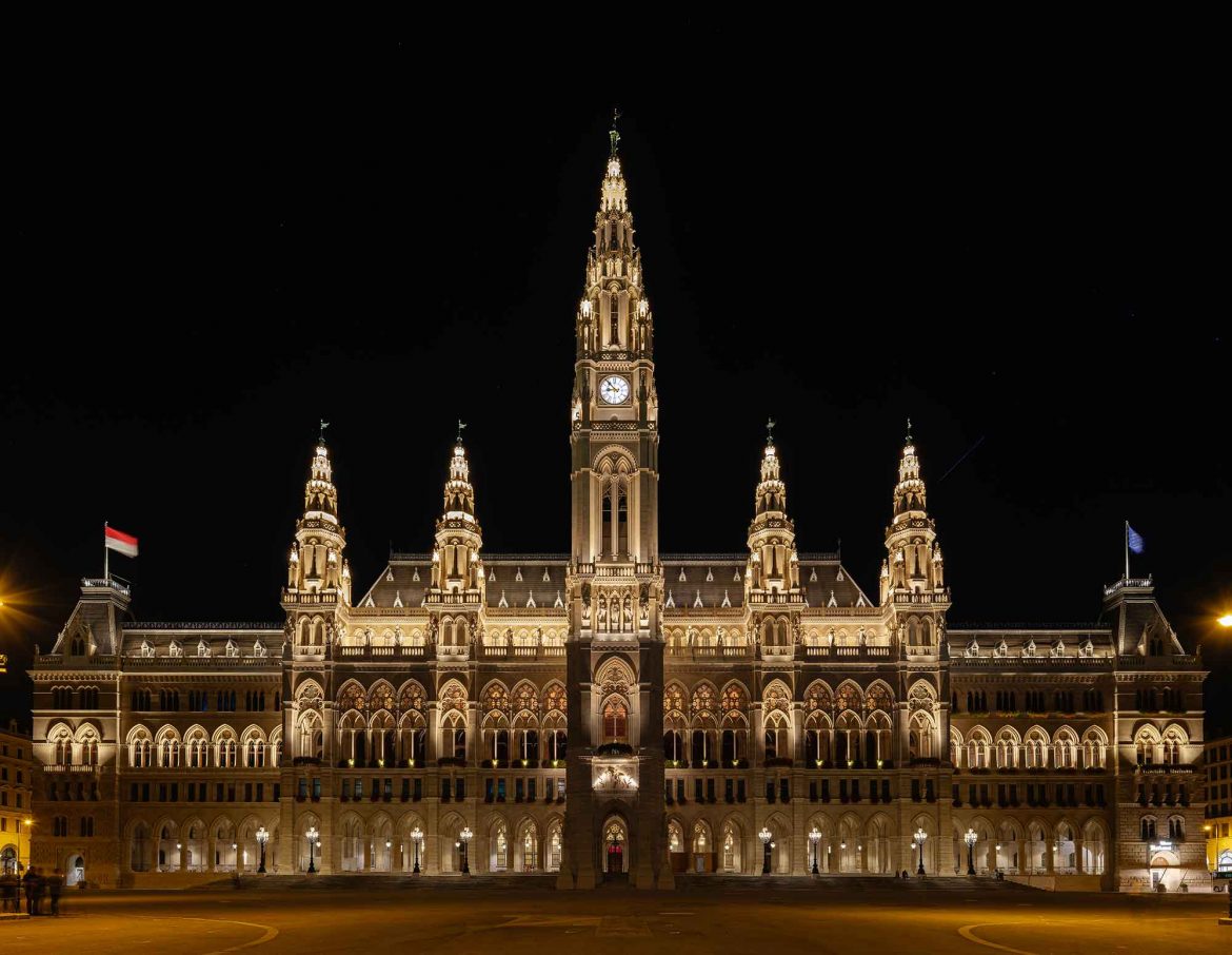 Rathaus Wien, Beleuchtung